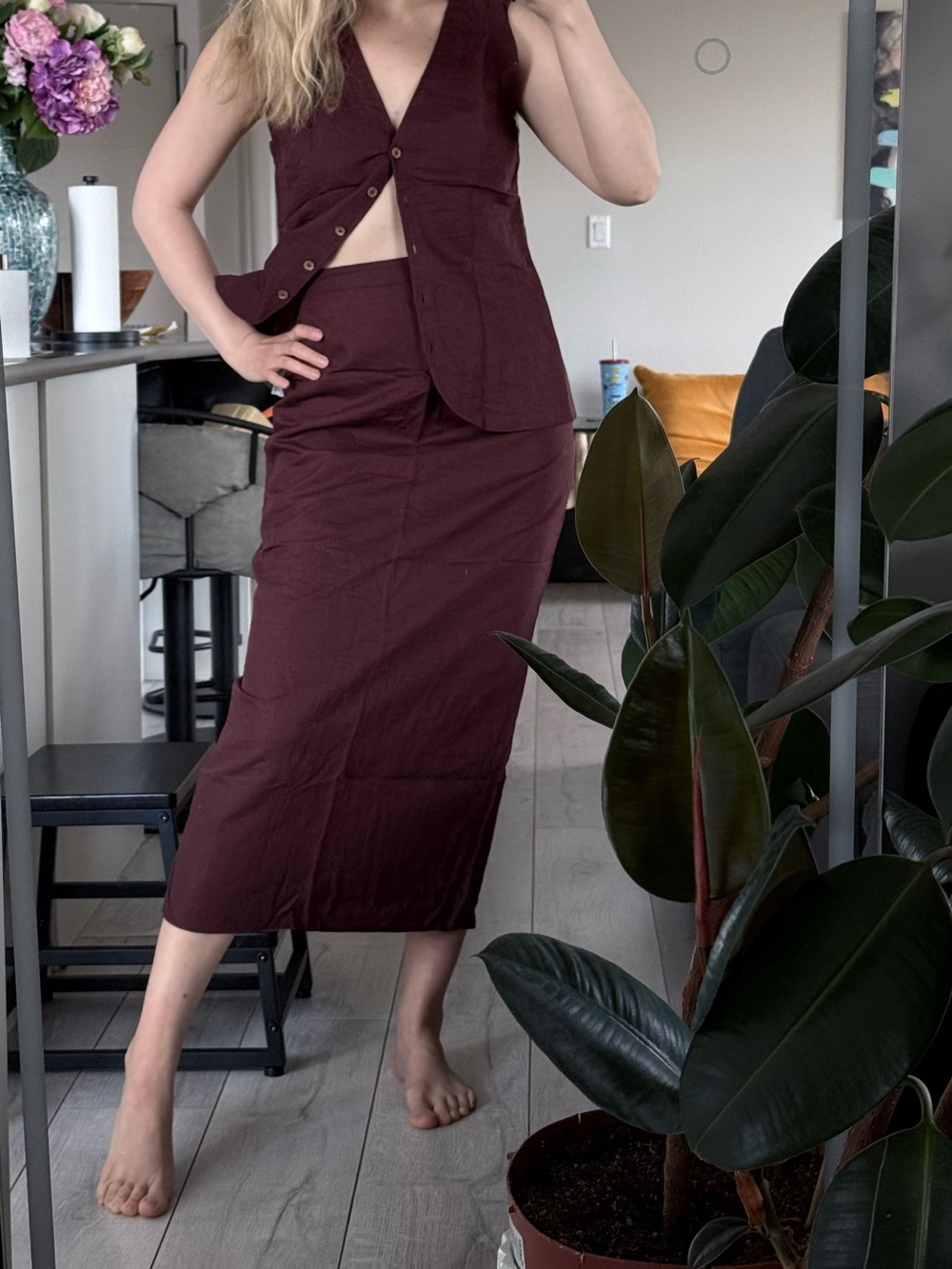 Linen pencil midi skirt
